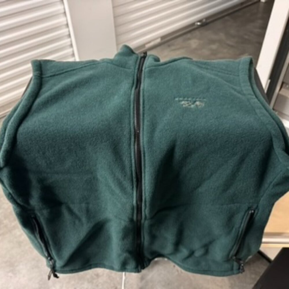 Men's Mountain Hardwear polartec fleece vest - Green - Size Large